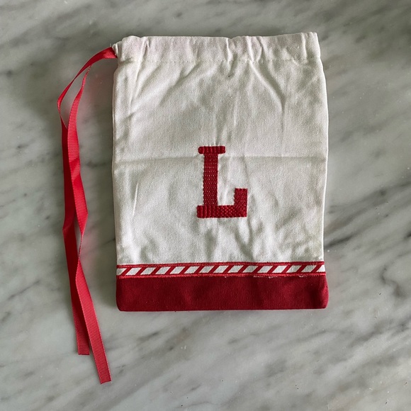 L Monogram Gift Bag - Picture 2 of 4